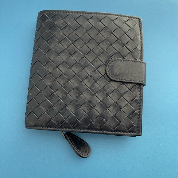 Bottega Veneta bi-fold wallet with zipper pocket coin purse